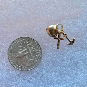 Real 18k Gold pendant